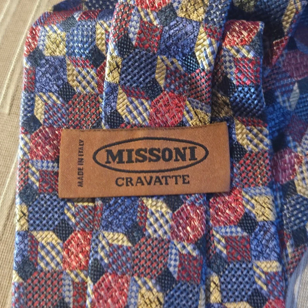 Missoni Cravatte Men's 100% Silk Geometric‎ Pattern Luxury Necktie Made in Italy